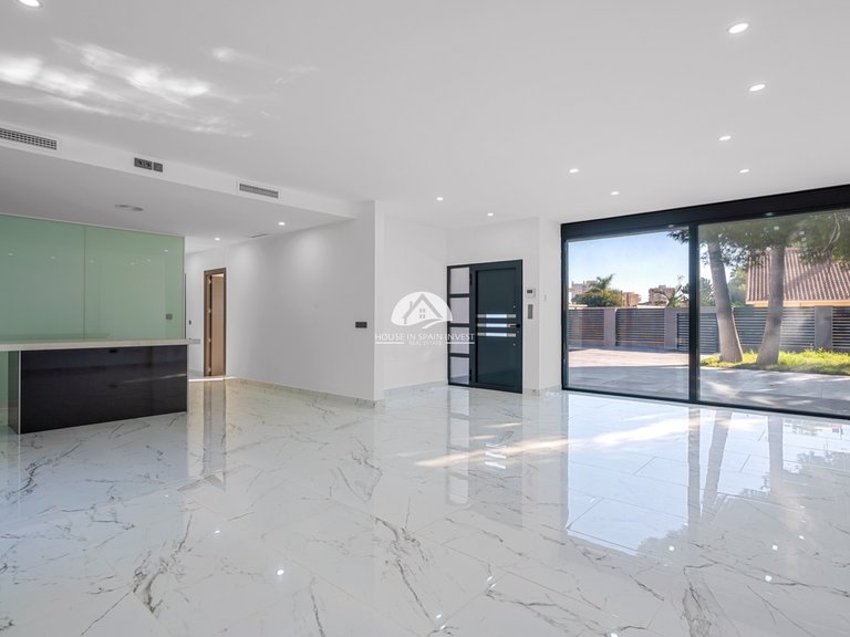 Villa for Sale in Lomas de Campoamor Orihuela Costa, Alicante 27