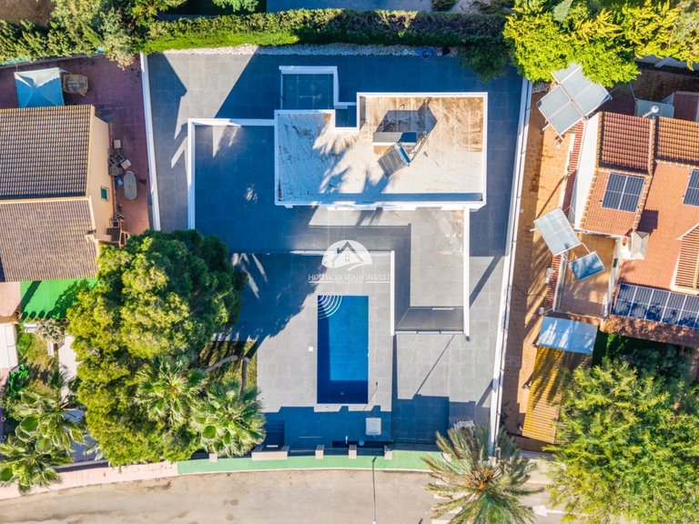 Villa for Sale in Lomas de Campoamor Orihuela Costa, Alicante 39