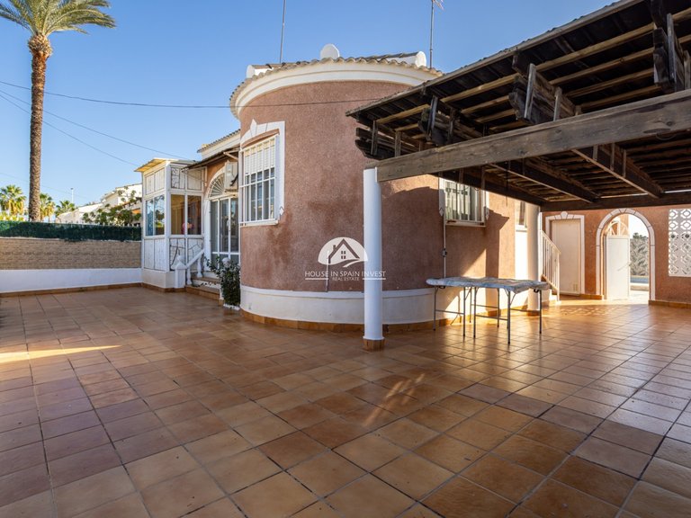 Villa for Sale in La Siesta - El Chaparral - San Luis Torrevieja, Alicante 32