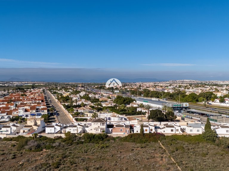 Villa for Sale in La Siesta - El Chaparral - San Luis Torrevieja, Alicante 43