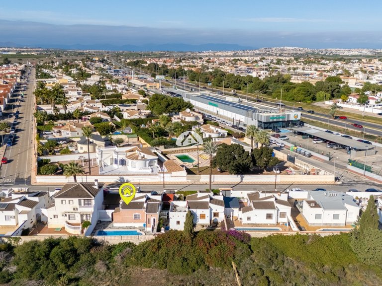 Villa for Sale in La Siesta - El Chaparral - San Luis Torrevieja, Alicante 50