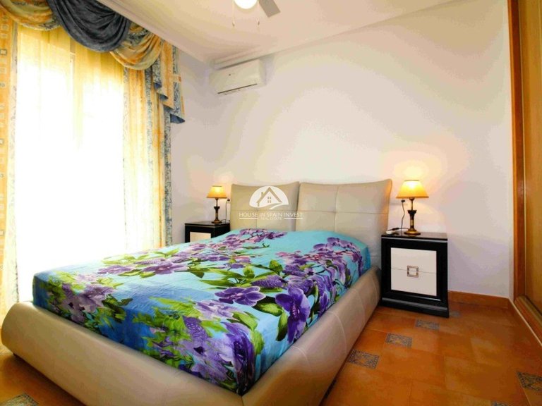 Villa for Sale in Villamartín - Las Filipinas Orihuela Costa, Alicante 11