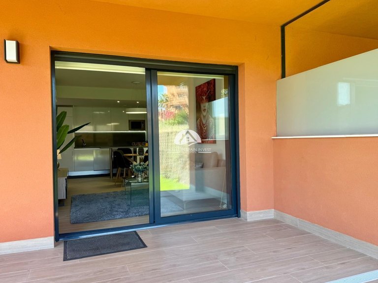 Apartment for Sale in Villamartín - Las Filipinas Orihuela Costa, Alicante 4