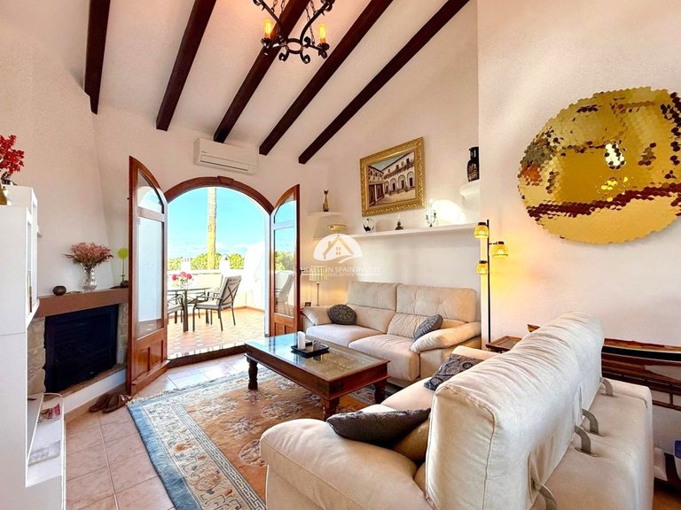 Villa for Sale in Villamartín - Las Filipinas Orihuela Costa, Alicante 6