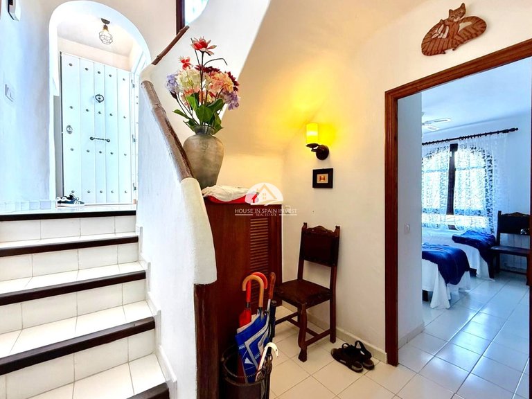 Villa for Sale in Villamartín - Las Filipinas Orihuela Costa, Alicante 10