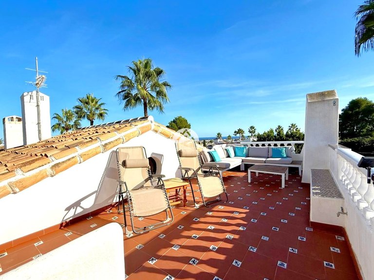 Villa for Sale in Villamartín - Las Filipinas Orihuela Costa, Alicante 26