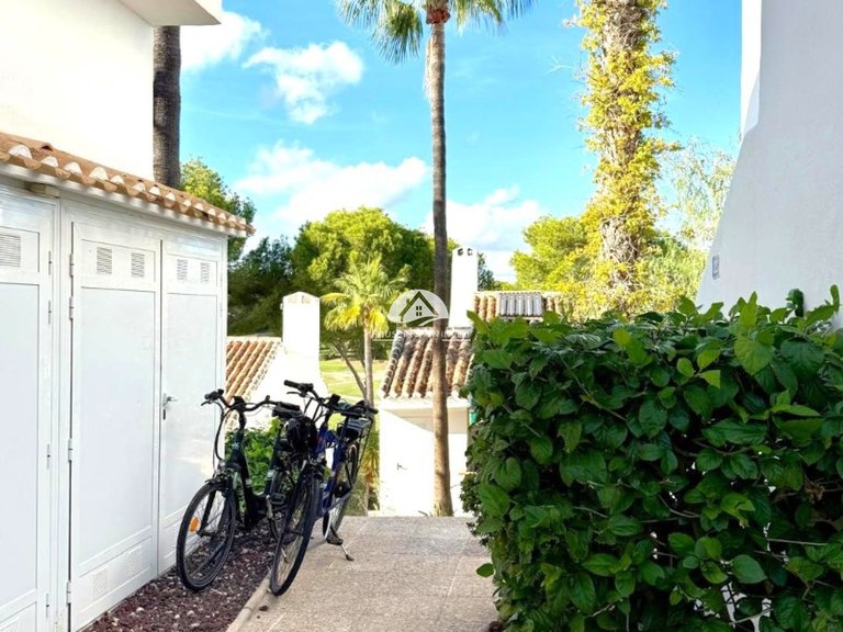 Villa for Sale in Villamartín - Las Filipinas Orihuela Costa, Alicante 31