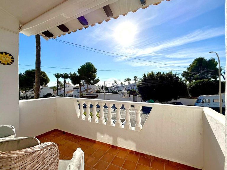 Villa for Sale in Villamartín - Las Filipinas Orihuela Costa, Alicante 32