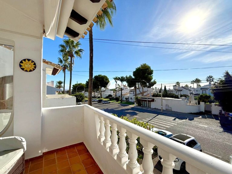 Villa for Sale in Villamartín - Las Filipinas Orihuela Costa, Alicante 33