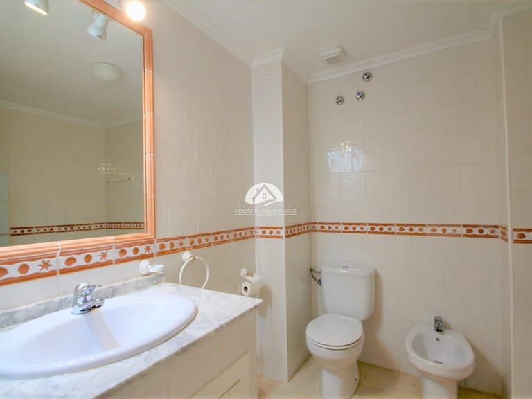 Apartment for Sale in Villamartín - Las Filipinas Orihuela Costa, Alicante 9