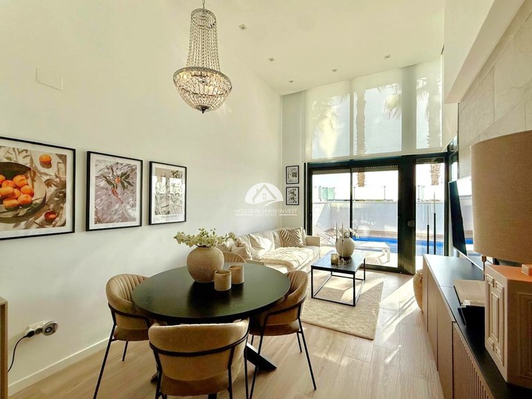 Villa for Sale in Lomas de Cabo Roig Orihuela Costa, Alicante 9