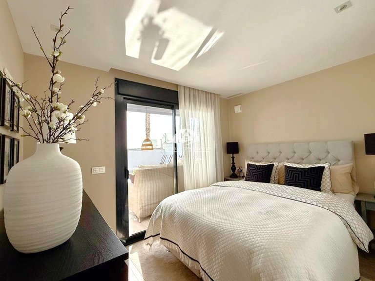 Villa for Sale in Lomas de Cabo Roig Orihuela Costa, Alicante 11