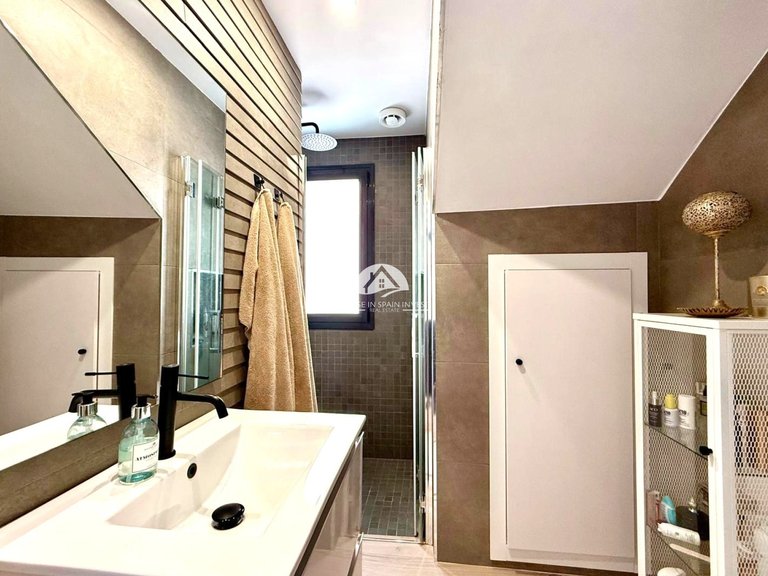 Villa for Sale in Lomas de Cabo Roig Orihuela Costa, Alicante 14