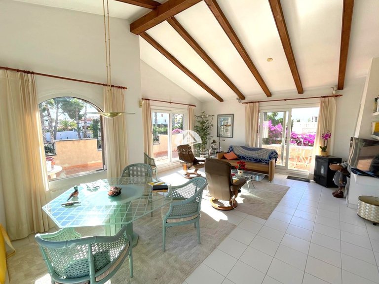 Villa for Sale in Villamartín - Las Filipinas Orihuela Costa, Alicante 16