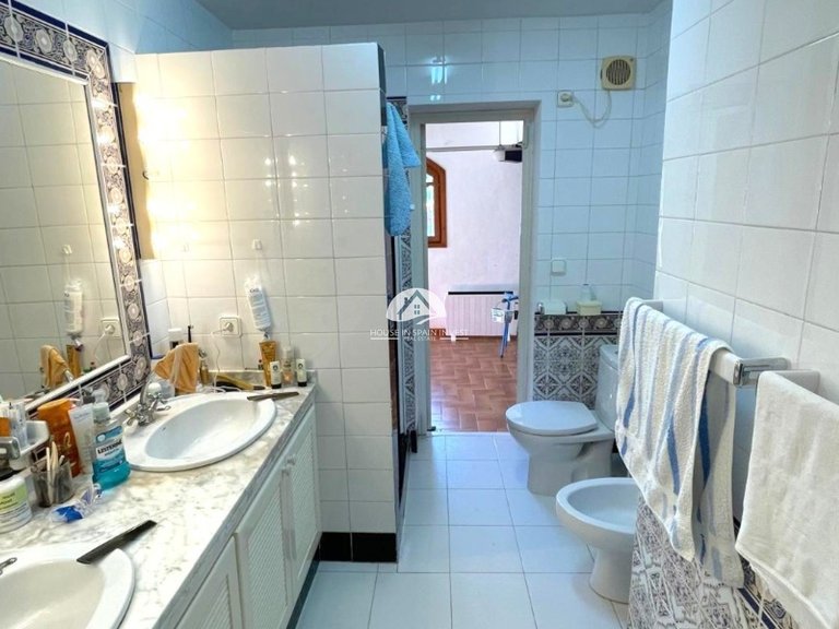 Villa for Sale in Villamartín - Las Filipinas Orihuela Costa, Alicante 20