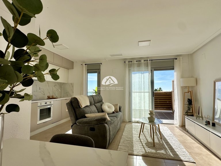 Apartment for Sale in Torrevieja Torrevieja, Alicante 1