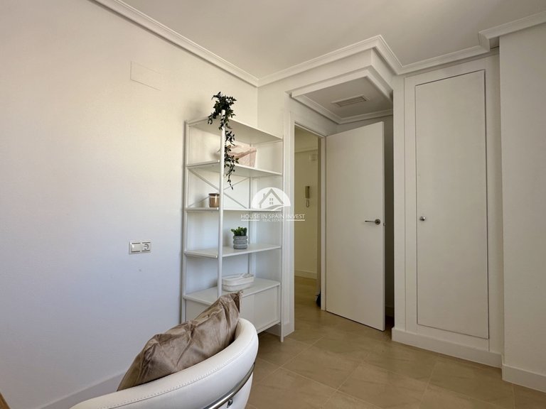 Apartment for Sale in Torrevieja Torrevieja, Alicante 5