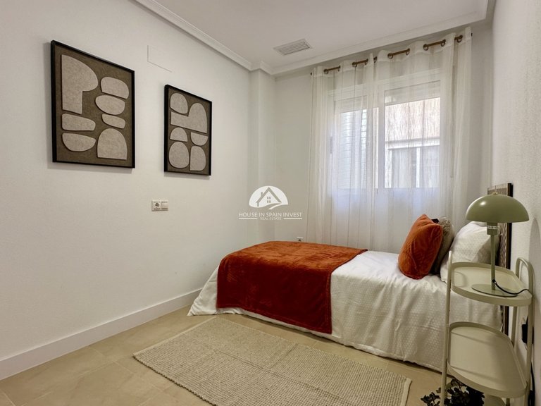 Apartment for Sale in Torrevieja Torrevieja, Alicante 8