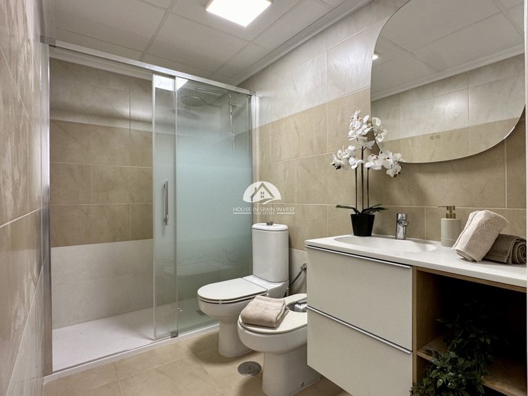 Apartment for Sale in Torrevieja Torrevieja, Alicante 13