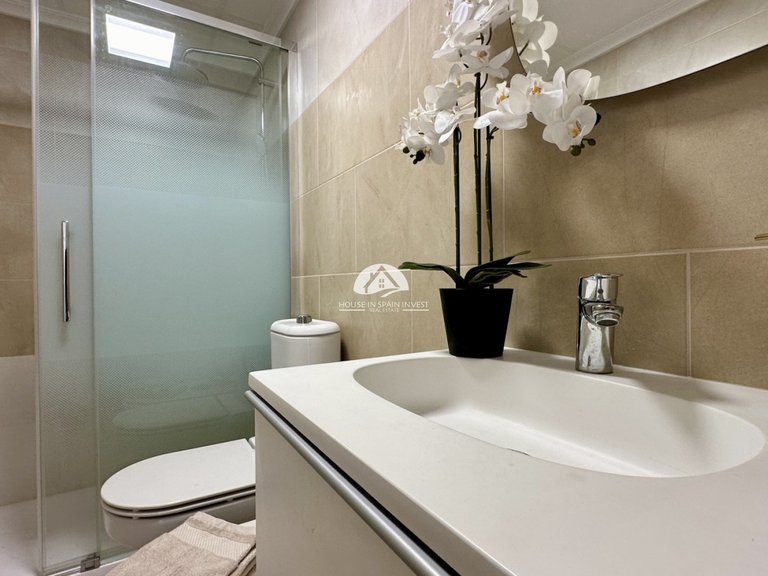 Apartment for Sale in Torrevieja Torrevieja, Alicante 14