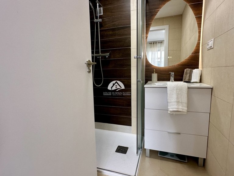 Apartment for Sale in Torrevieja Torrevieja, Alicante 32