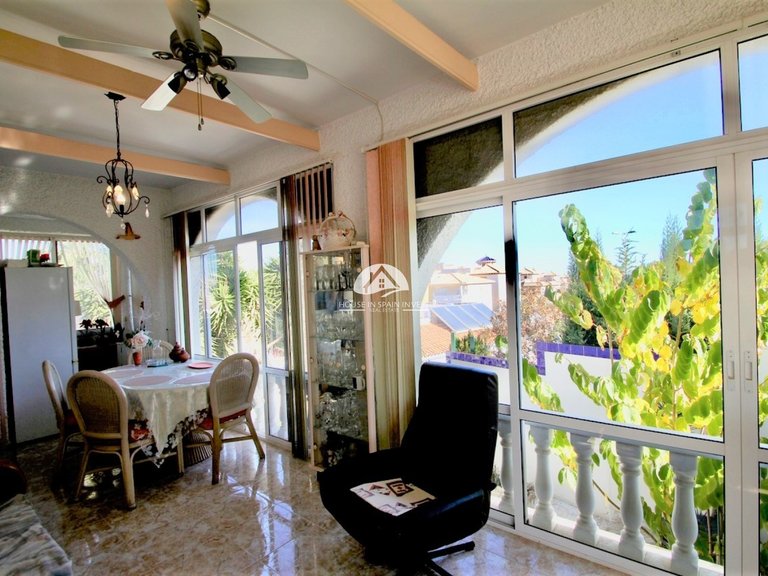 Villa for Sale in Villamartín - Las Filipinas Orihuela Costa, Alicante 7