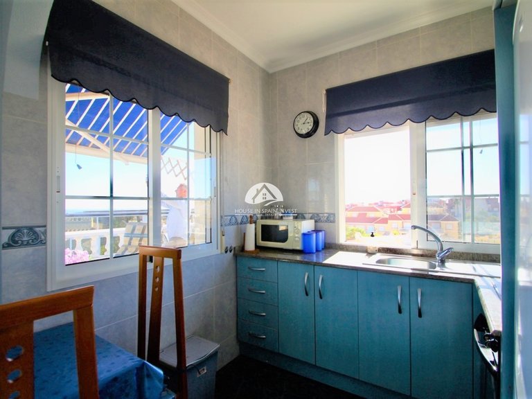 Villa for Sale in Villamartín - Las Filipinas Orihuela Costa, Alicante 16