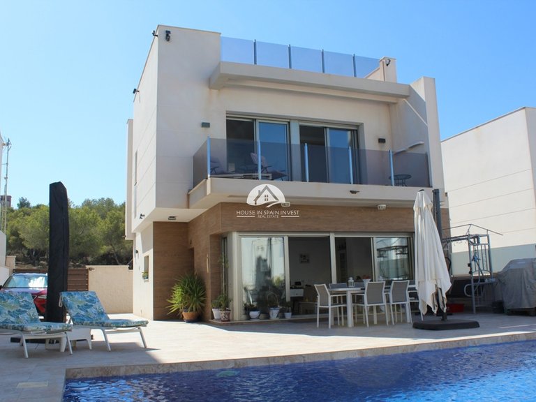 Villa for Sale in San Miguel de Salinas San Miguel De Salinas, Alicante 31