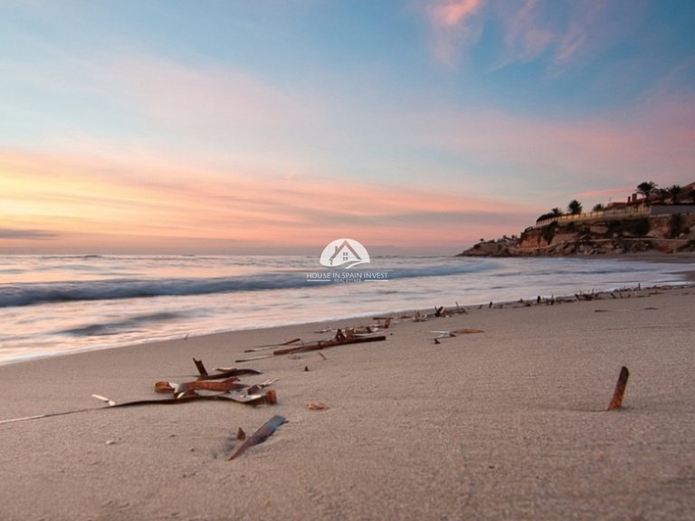 Villa for Sale in San Miguel de Salinas San Miguel De Salinas, Alicante 33