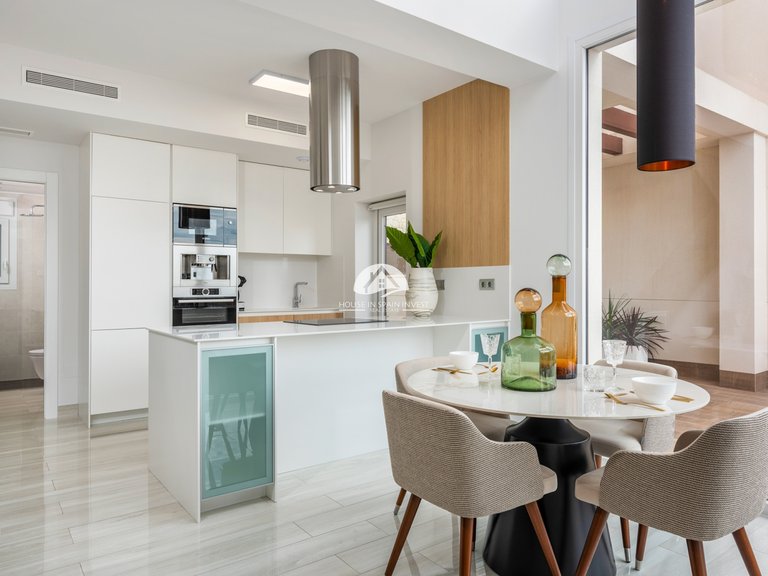 Villa for Sale in Rojales Rojales - Ciudad Quesada, Alicante 12