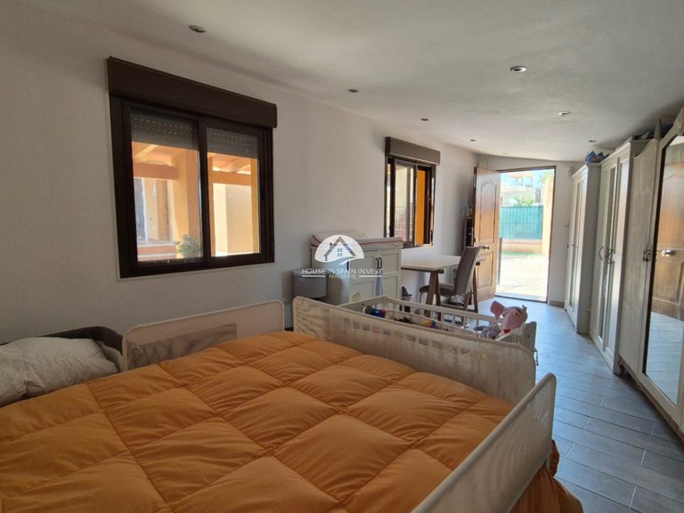 Villa for Sale in Costa Blanca Torrevieja, Alicante 17