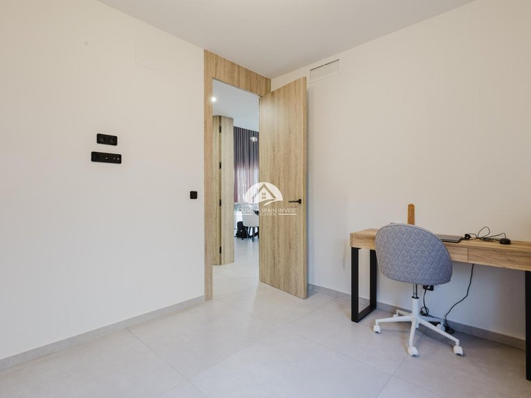 Villa for Sale in La Finca Golf La Finca Golf, Alicante 26
