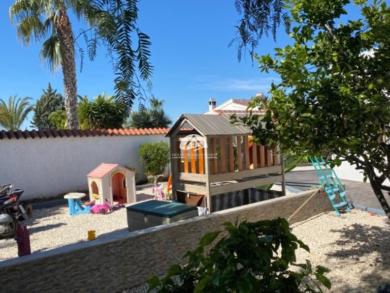 Villa for Sale in Ciudad Quesada Rojales - Ciudad Quesada, Alicante 33