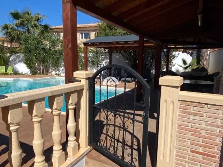Villa for Sale in Ciudad Quesada Rojales - Ciudad Quesada, Alicante 44