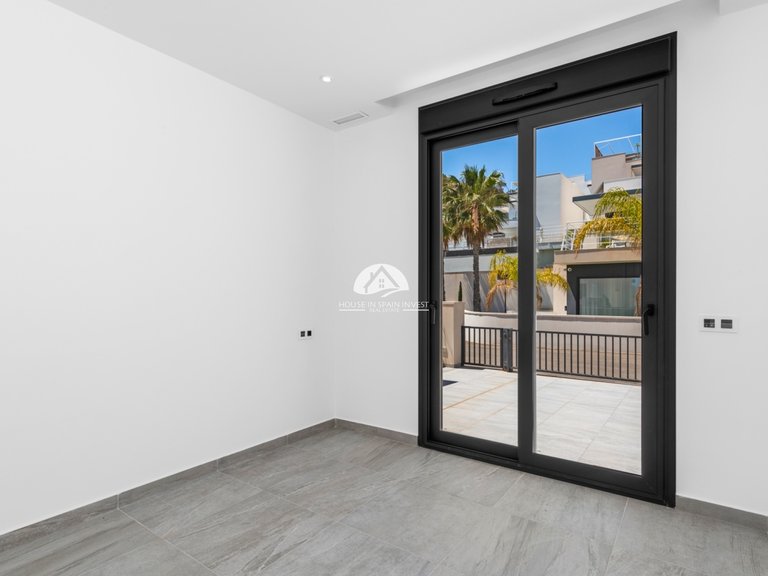 Villa for Sale in San Miguel de Salinas San Miguel De Salinas, Alicante 23