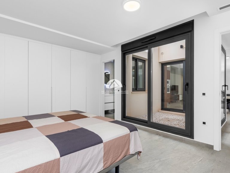 Villa for Sale in San Miguel de Salinas San Miguel De Salinas, Alicante 34