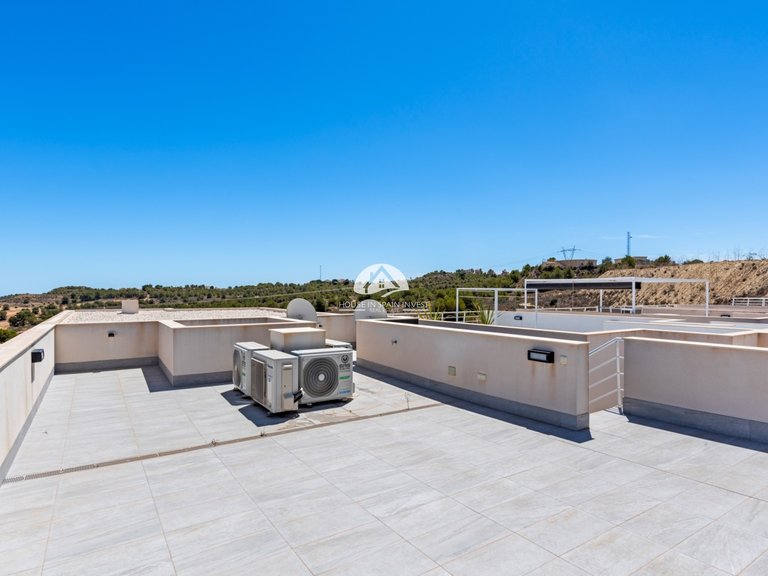 Villa for Sale in San Miguel de Salinas San Miguel De Salinas, Alicante 45