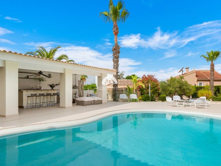 Villa for Sale in Ciudad Quesada Rojales - Ciudad Quesada, Alicante 7