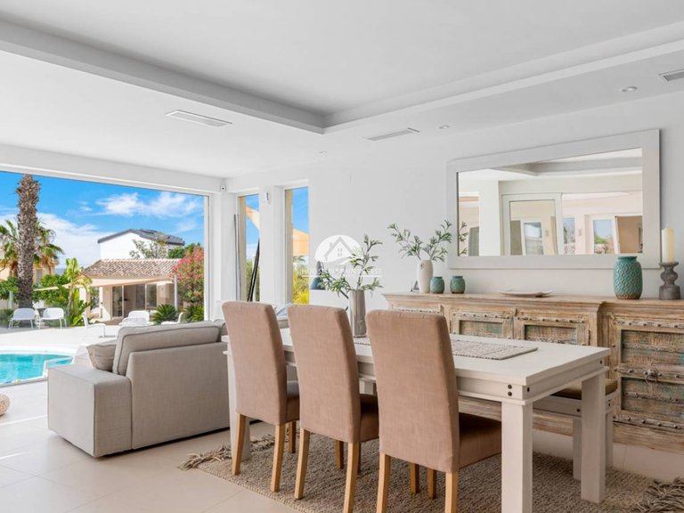 Villa for Sale in Ciudad Quesada Rojales - Ciudad Quesada, Alicante 12