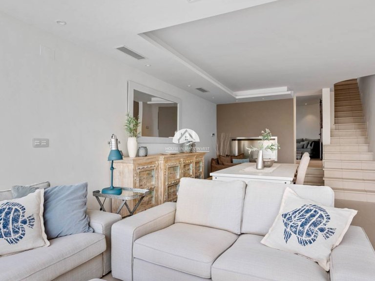 Villa for Sale in Ciudad Quesada Rojales - Ciudad Quesada, Alicante 16