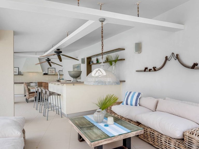 Villa for Sale in Ciudad Quesada Rojales - Ciudad Quesada, Alicante 32