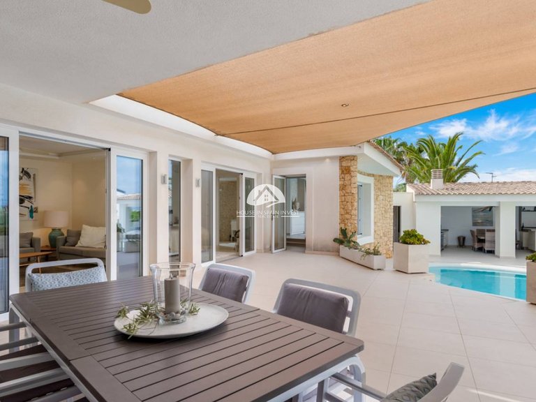 Villa for Sale in Ciudad Quesada Rojales - Ciudad Quesada, Alicante 36