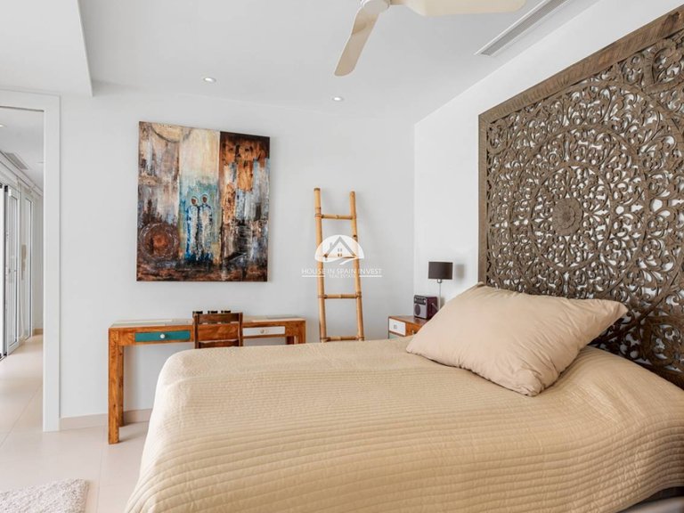 Villa for Sale in Ciudad Quesada Rojales - Ciudad Quesada, Alicante 46