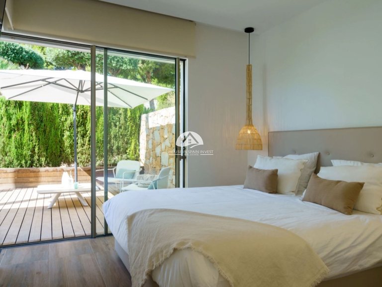 Villa for Sale in Las Colinas Golf San Miguel De Salinas, Alicante 13