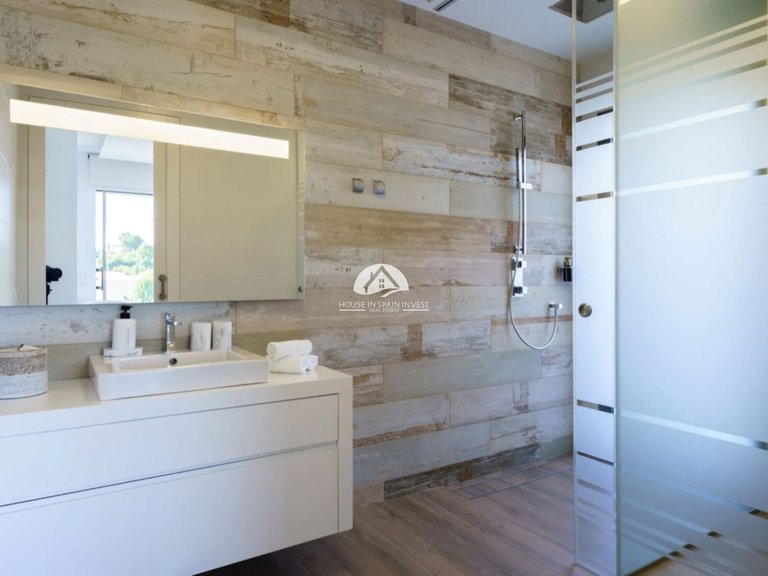 Villa for Sale in Las Colinas Golf San Miguel De Salinas, Alicante 14