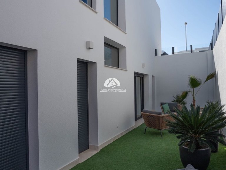 Villa for Sale in Rojales Rojales - Ciudad Quesada, Alicante 14