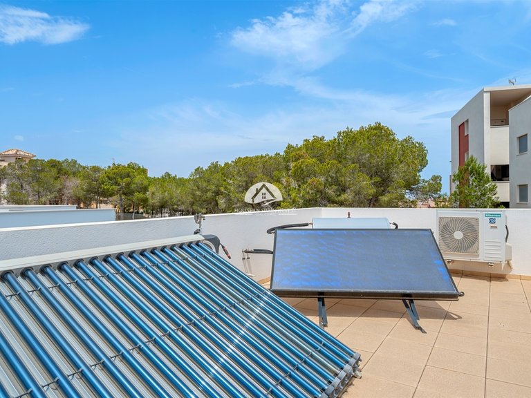 Villa for Sale in Villamartín - Las Filipinas Orihuela Costa, Alicante 34