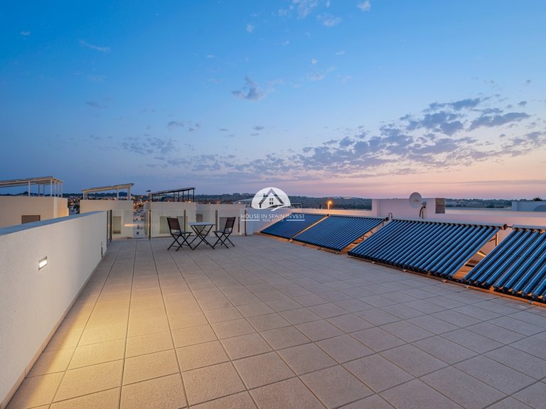 Villa for Sale in Villamartín - Las Filipinas Orihuela Costa, Alicante 37