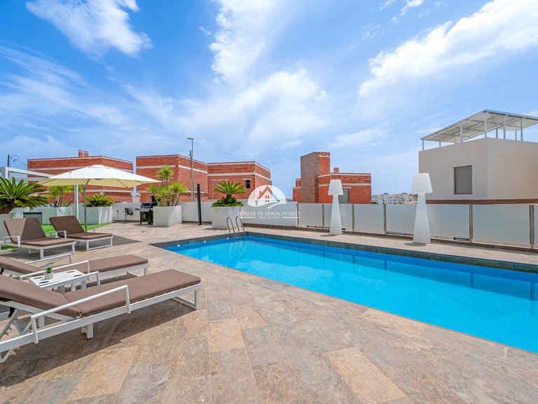 Villa for Sale in Villamartín - Las Filipinas Orihuela Costa, Alicante 42
