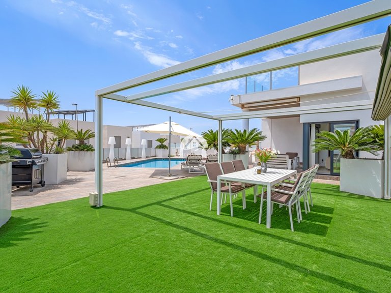 Villa for Sale in Villamartín - Las Filipinas Orihuela Costa, Alicante 50
